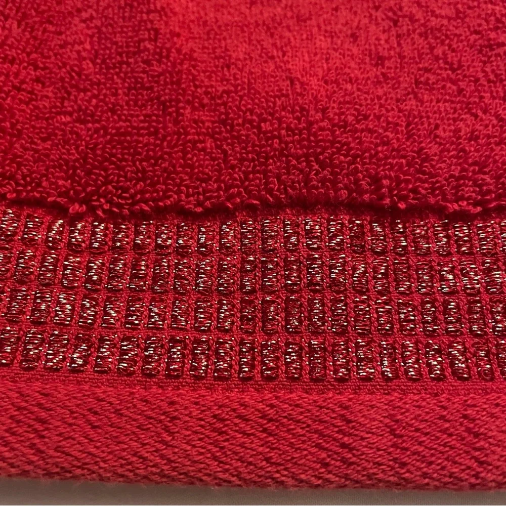 CARO Red Towels with Gold Trim 2 Bath 2 Hand and 2 Wash Towels 6 Pieces - Picture 2 of 7